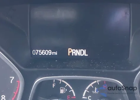 2017 Ford Focus Se z USA, uszkodzony, nr VIN 1FADP3K28HL213453